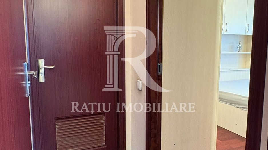 Apartament decomandat cu 3 camere | Etajul 1 | Oradea - Poză 12