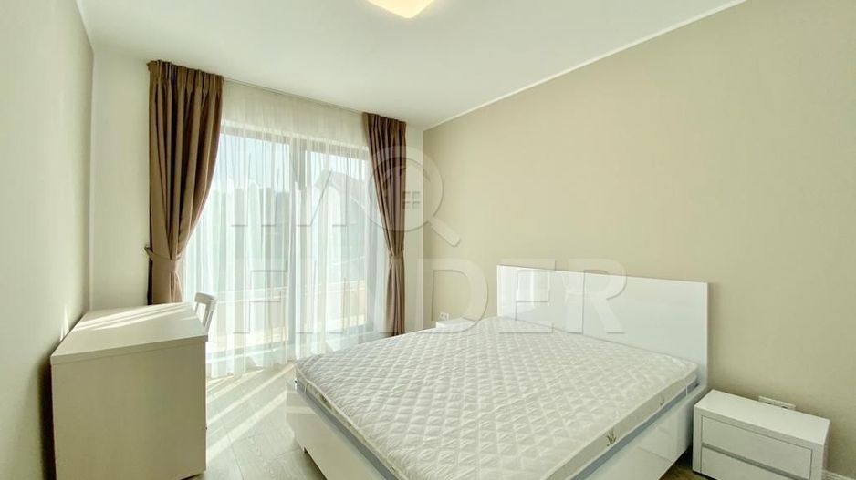 Inchiriere apartament 3 camere situat in vila privata, zona UMF - Poză 18