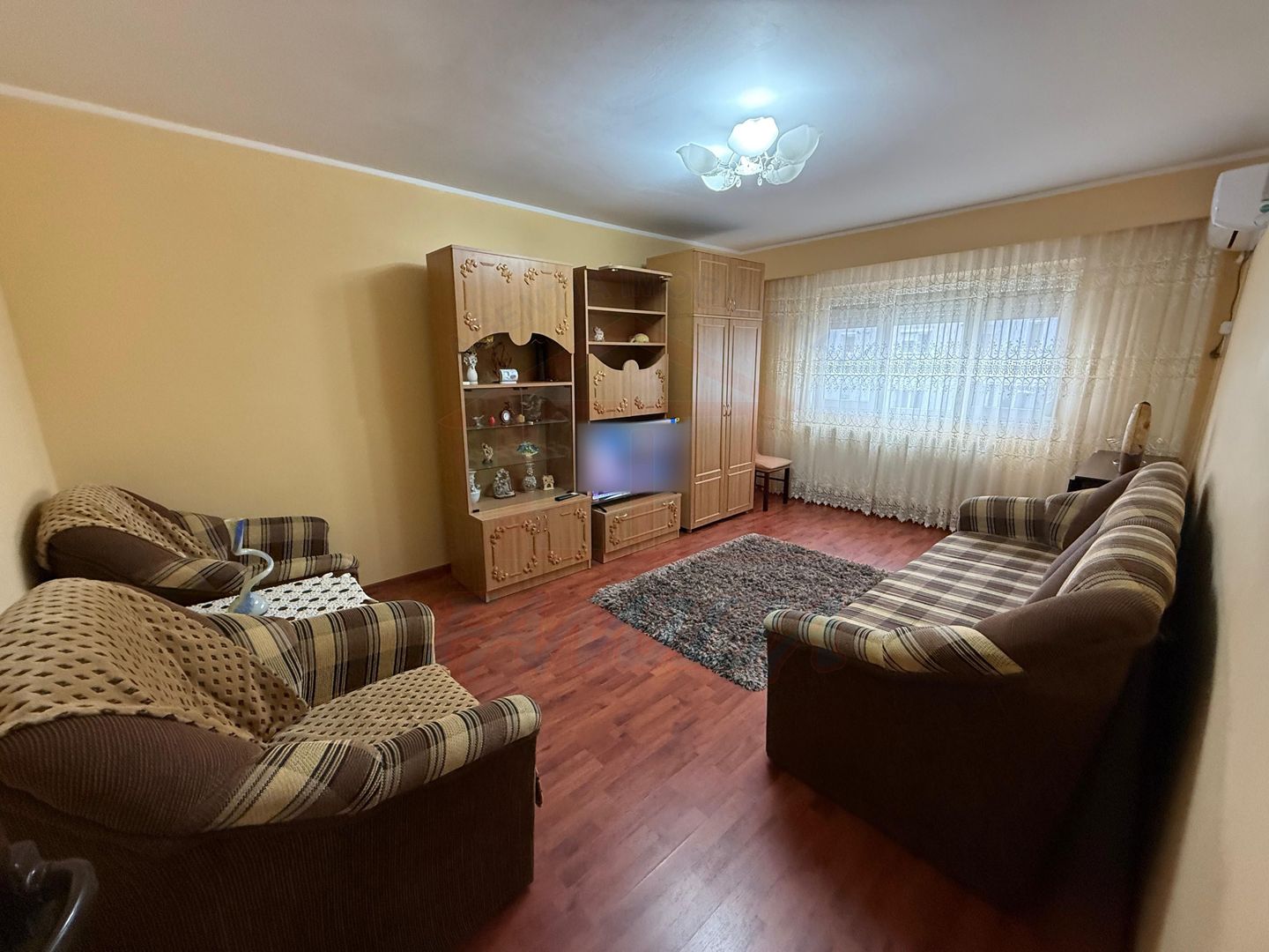 APARTAMENT 3 CAMERE, I.C. FRIMU, 450 EURO/LUNA - Poză 3