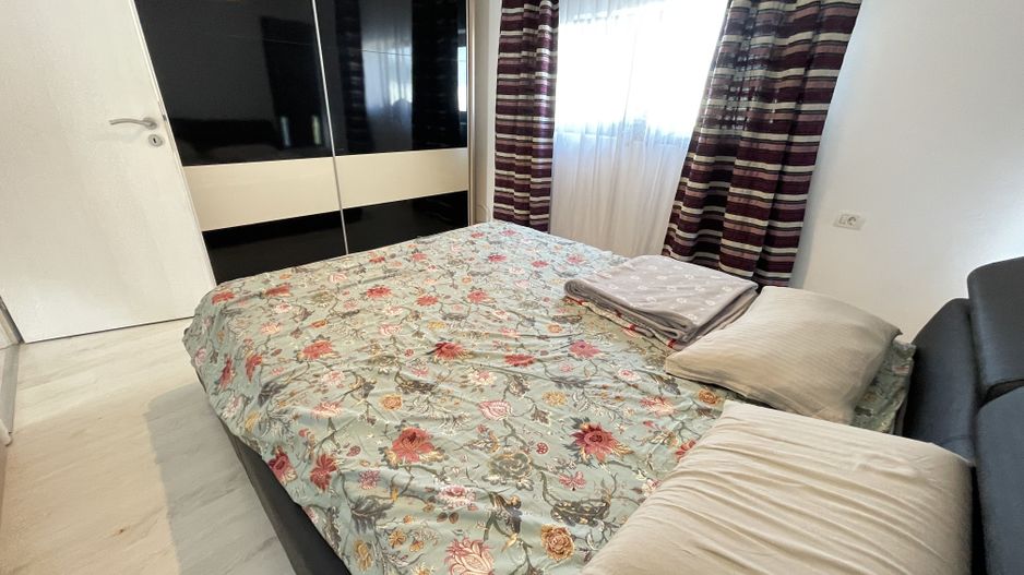 Apartament cu trei camere in Dumbravita - Poză 6
