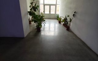 Spatiu de productie 11066 mp Noua si birouri 1200 mp - Poză 2