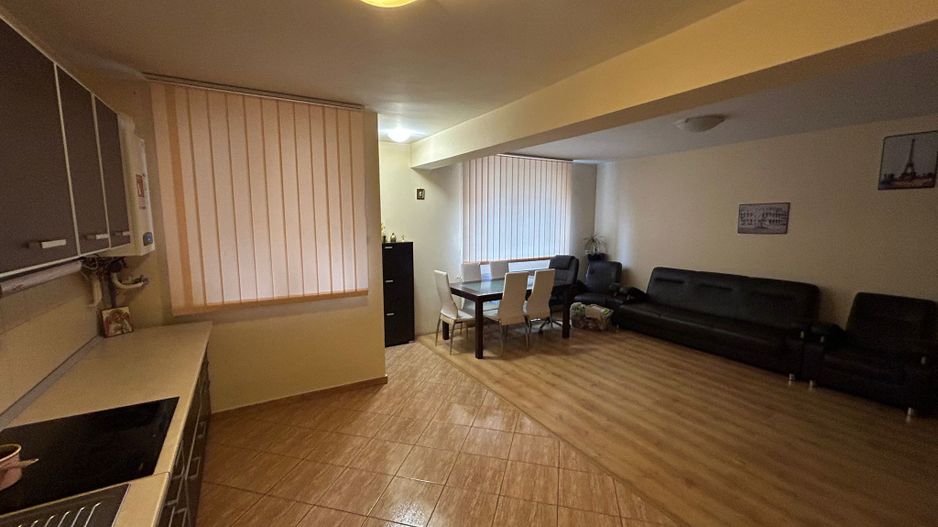 Apartament 3 camere, parter inalt - zona Cetate - Poză 5