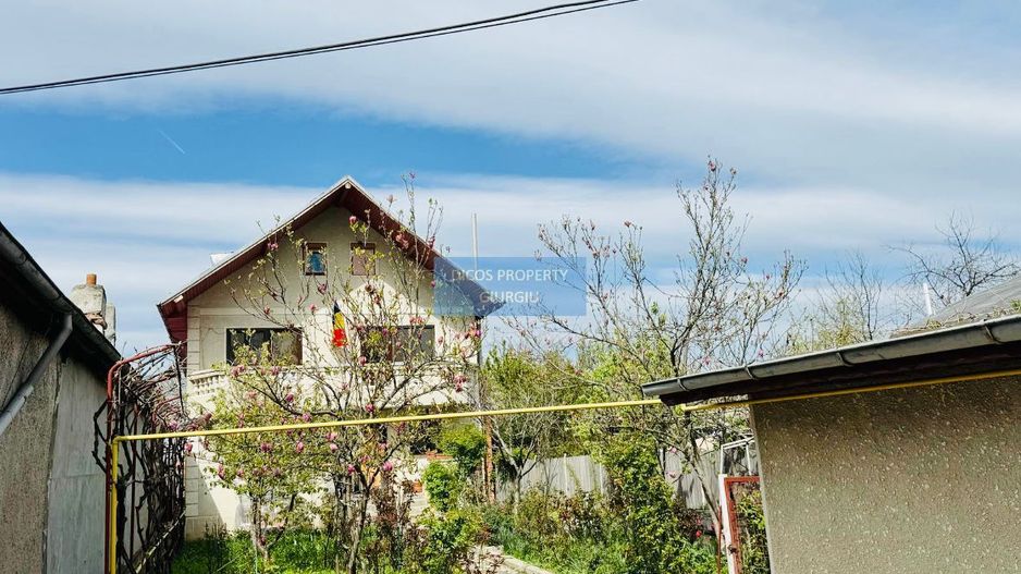 De vânzare – casă situată pe strada Nicolae Iorga - Poză 2