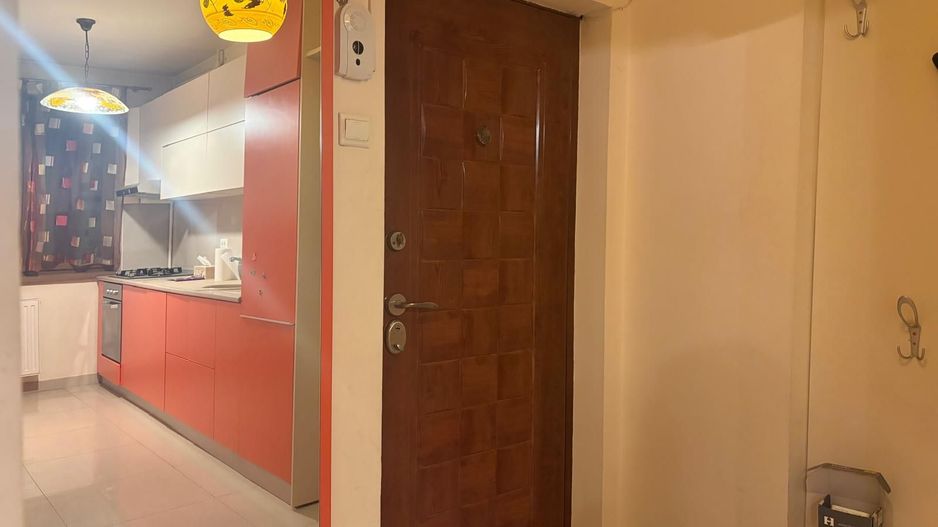 Apartament cu trei camere transformat in doua, Calea Grivitei - Poză 12