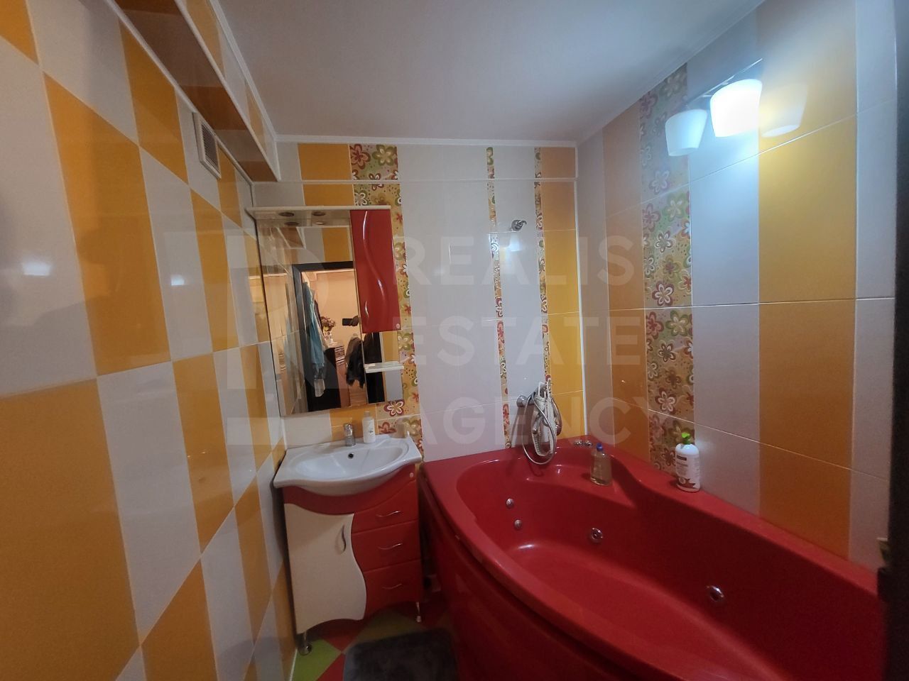 Vânzare apartament, 2 camere, strada Cuza Vodă, Botanica - Poză 12
