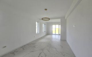 Duplex pe parter cu 3 camere in Covaci - Poză 1