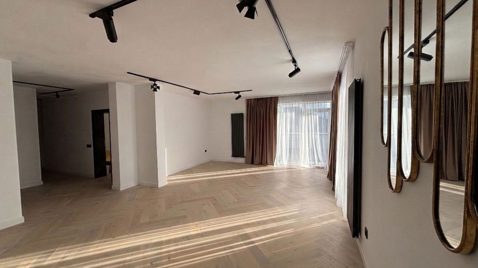 Penthouse MODERN cu 2 terase in Selimbar-Sibiu - Poză 1