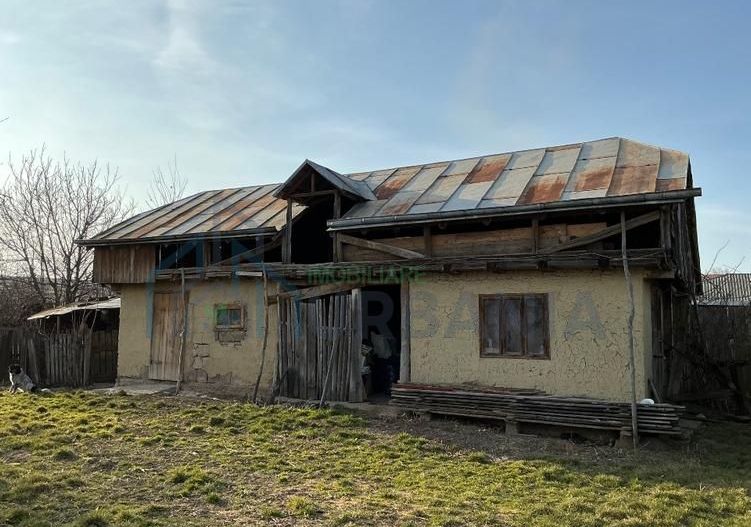 Casa Batraneasca 100 MP + teren intravilan 400 MP, 4500 MP extravilan - Poză 5