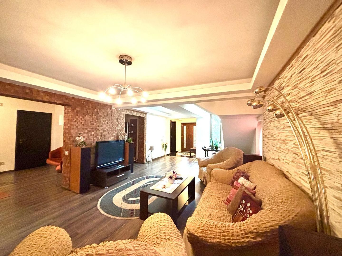 Casă individuală cu 5 camere - teren 800 mp | Șag - Poză 1