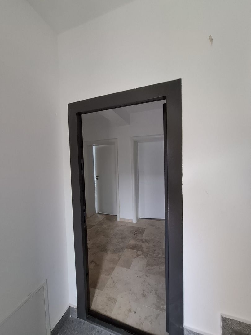 BUFTEA - APARTAMENT 3 CAMERE CU TRERASA SI CURTE. - Poză 11