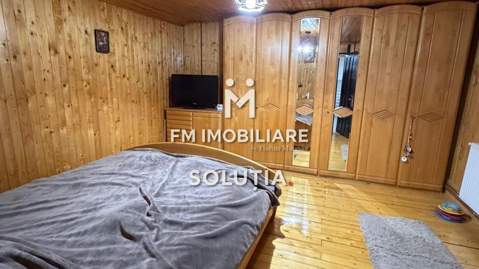 Casă de  vânzare cu vedere panoramică - Poză 10