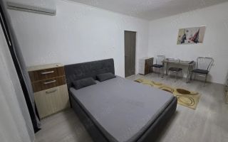 Garsonieră decomandată, parter înalt, mobilată complet, zonă liniștită Vitan - Poză 1