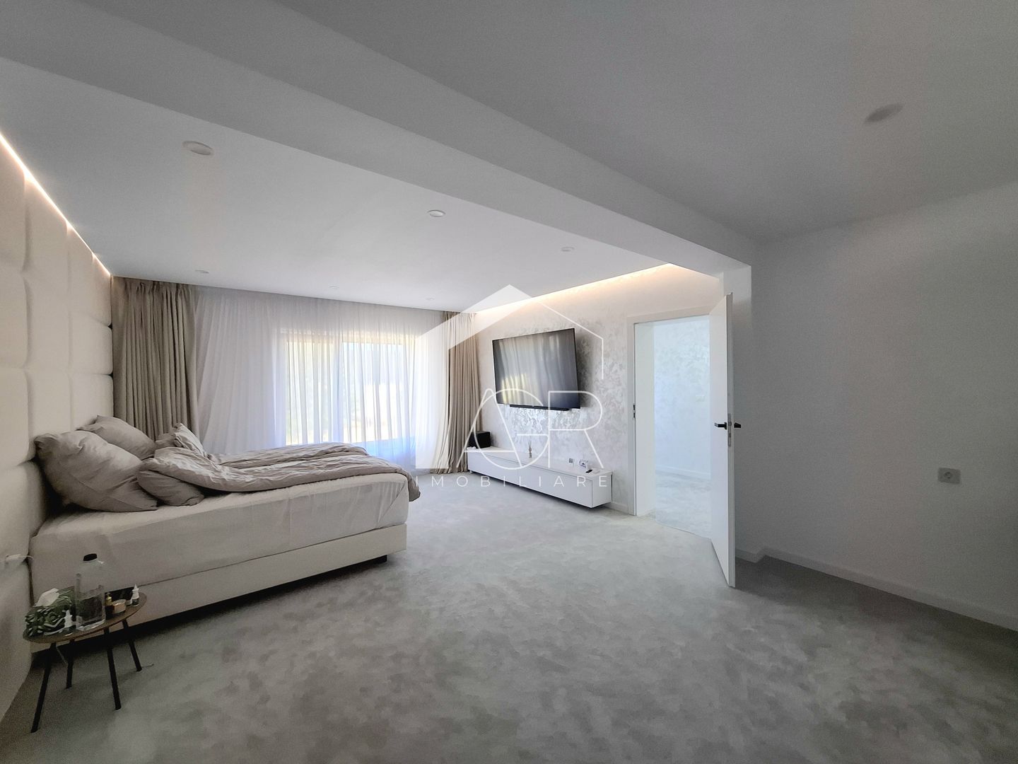 Vila cu 5 camere de vanzare, Strejnicu - Poză 14