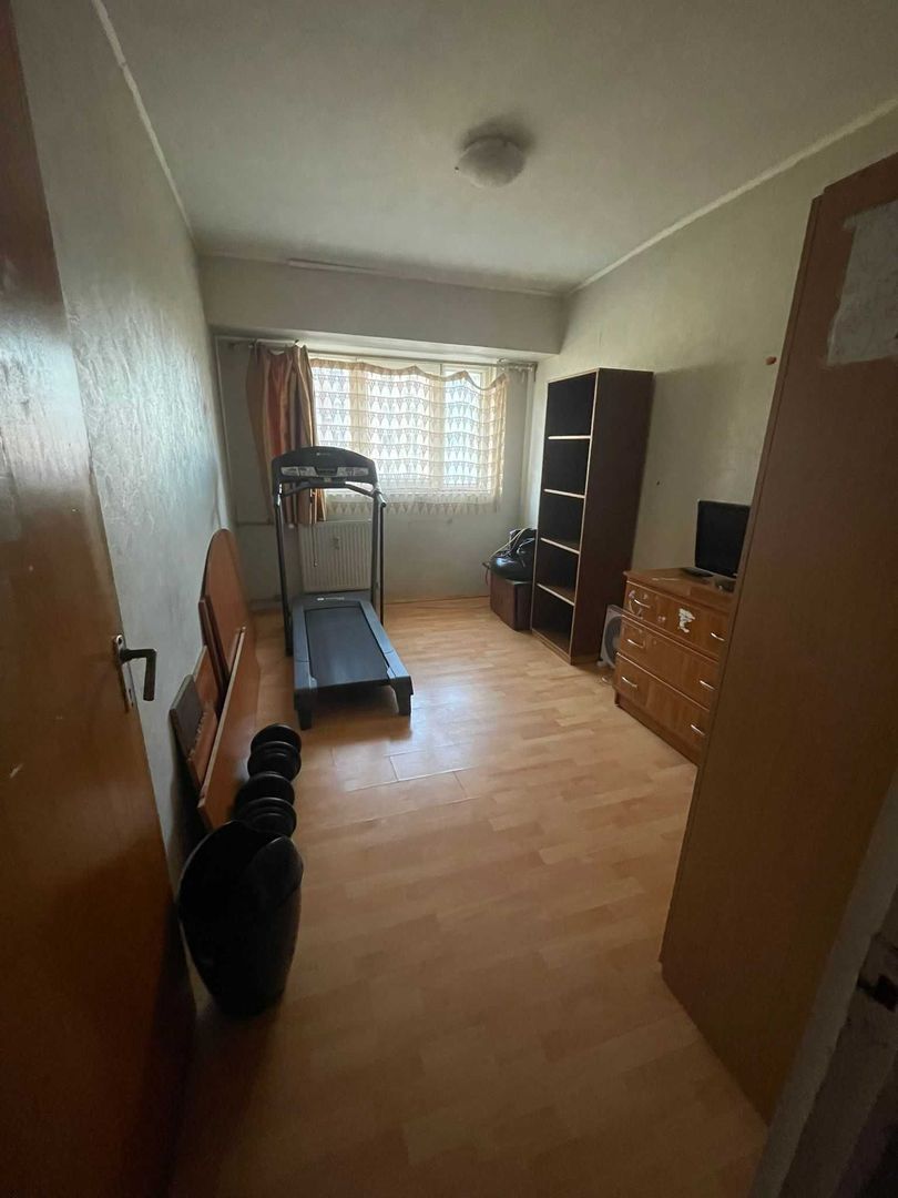 Apartament decomandat cu 4 camere situat pe soseaua Colentina - Poză 3