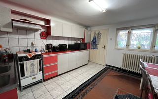 Vilă spațioasă 6 camere în centrul Lugoj – teren 471 mp, garaj - Poză 7