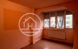 Apartament cu 3 camere de vanzare in zona Velenta, Oradea - Poză 1