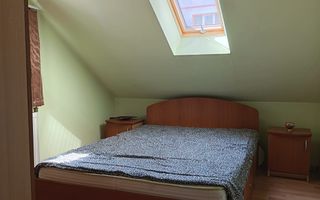 Apartament la mansardă 3 camere Vasile Aron - Poză 2