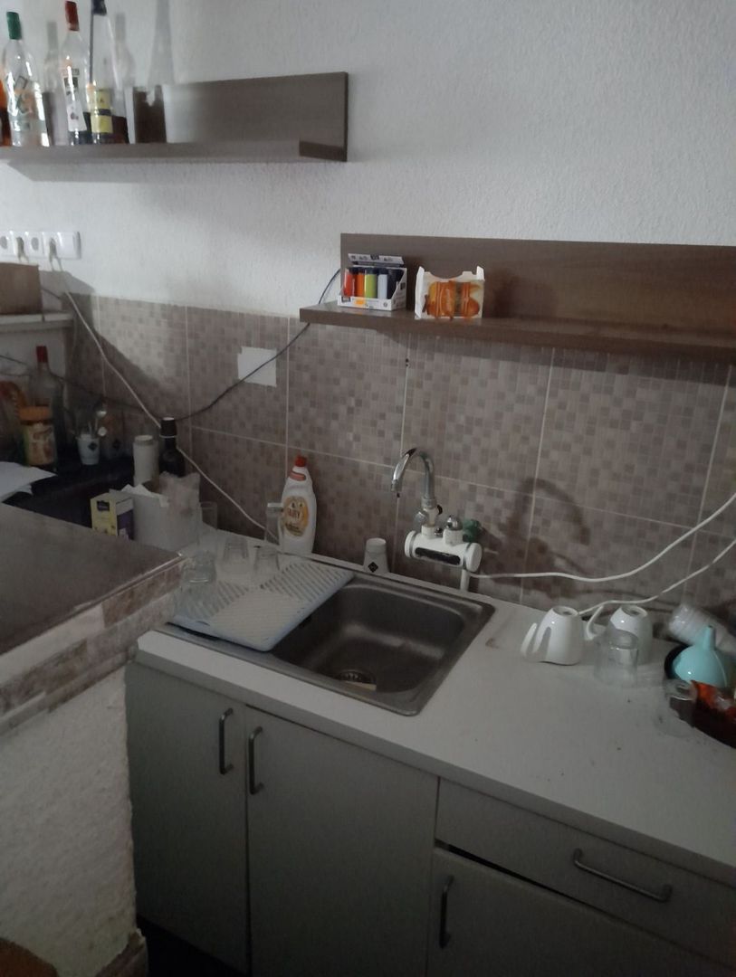 Vand casa cu grajd si teren in Satu Mare Com Craidorolot Jud Satu Mare 2 - Poză 2