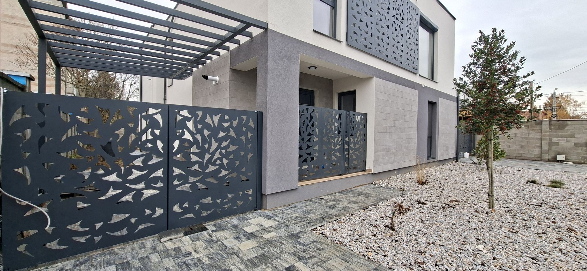 Duplex SUPERB la cheie - zona Aradului - Poză 1