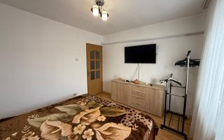 Apartament 2 camere decomandat – Zona Piața Mare - Poză 4