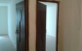 Apartament parter 5 camere, central – Piața Crângași, vad comercial - Poză 1