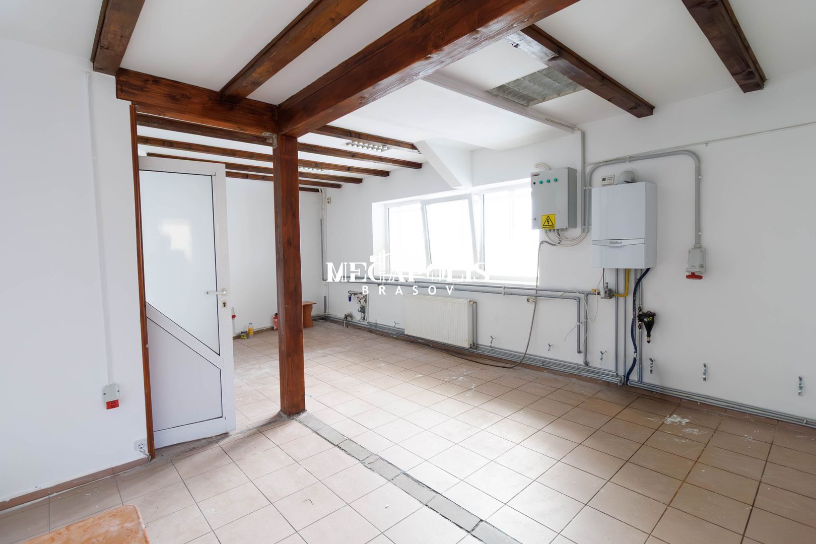 Chirie clădire centrul civic | Brașov | 500mp | 5000€ - Poză 18