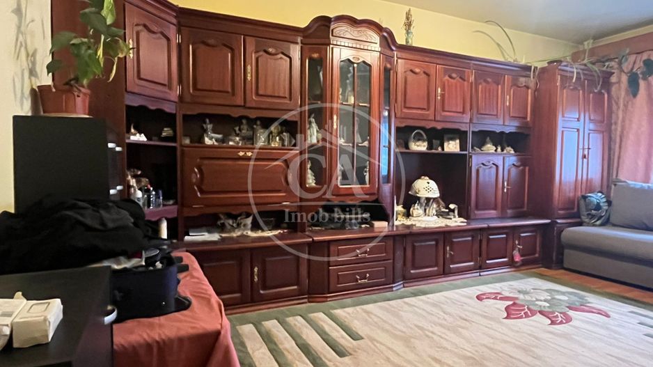 Apartament cu 3 camere de vânzare în zona Calea Aradului/Ramada,Oradea - Poză 2
