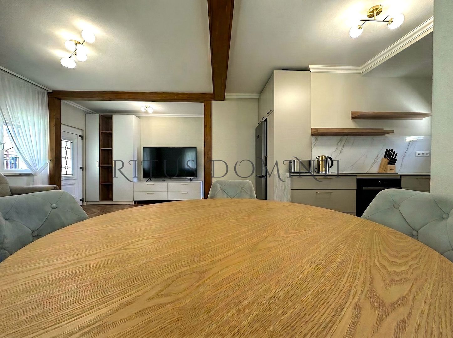 Casa cu 5 camere lângă Pădurea Felix, Cihei, 120mp - Poză 1