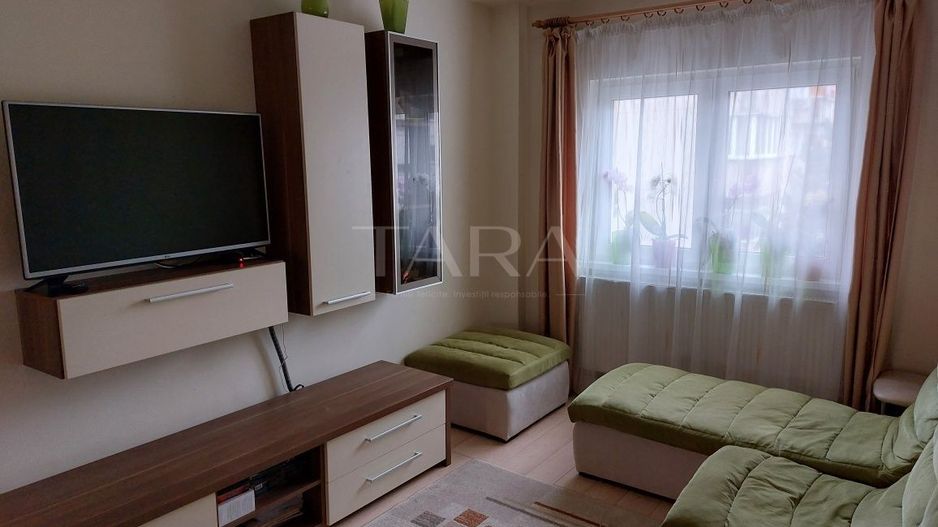 Apartament 4 camere, 78 mp, 2 băi, 2 balcoane,  zona Plopilor. - Poză 1