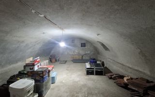 Casă complet renovată de vânzare în Amnaș – la doar 25 km de Sibiu! - Poză 43