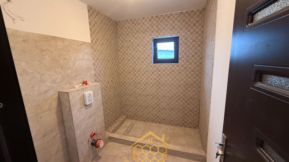 Casa P+1 in Simnicul de Jos - 3 dormitoare- Toate utilitatile - Poză 17