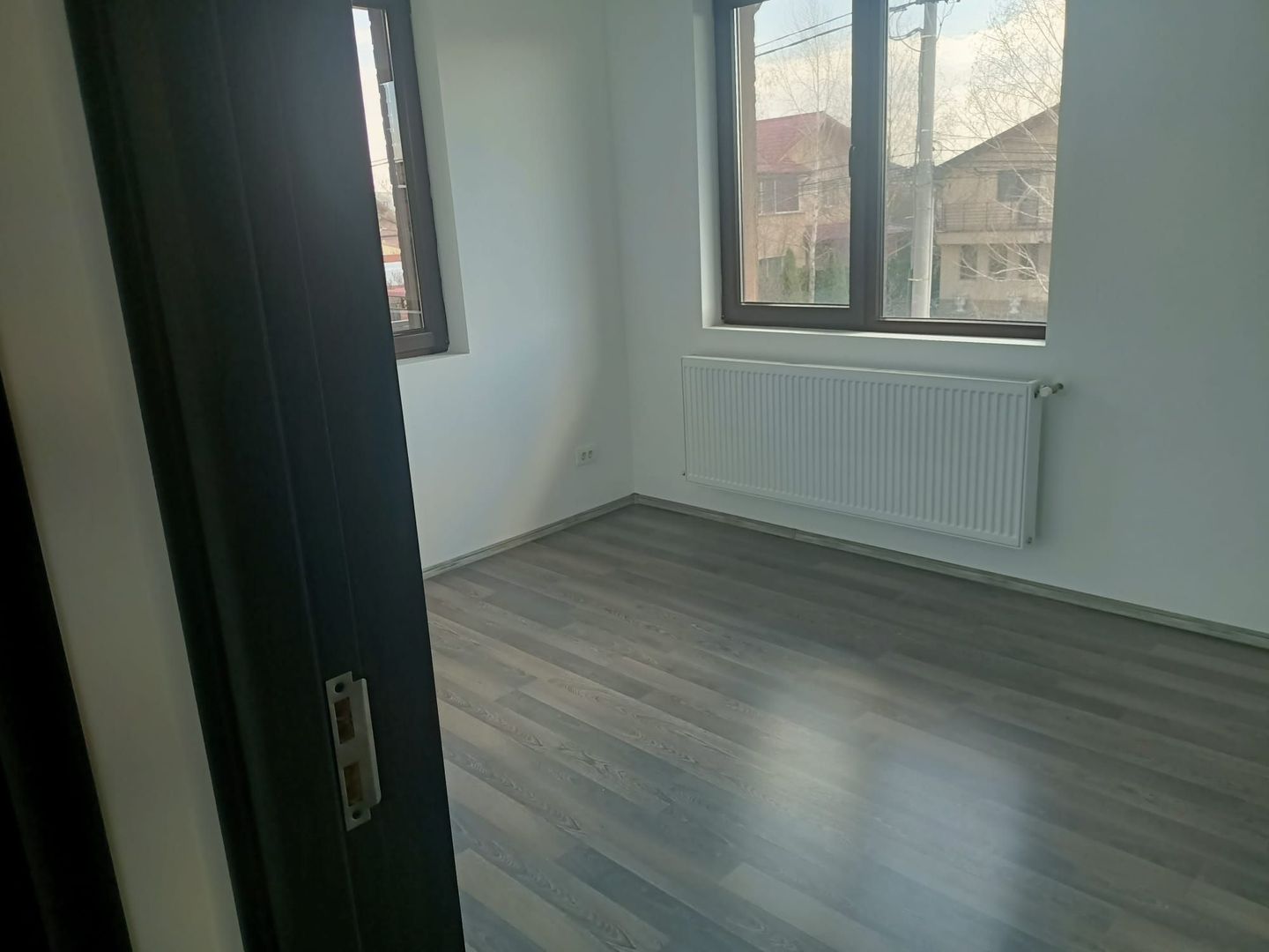 Vila dupex complex privat Otopeni | 23 August - Poză 15