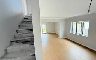 Bucovăț-Duplex 4 Camere-La Cheie - Poză 19