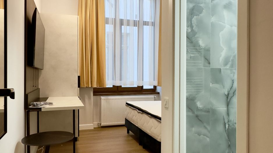 Magheru: 5 camere cu băi proprii – ideal business sau birouri - Poză 3