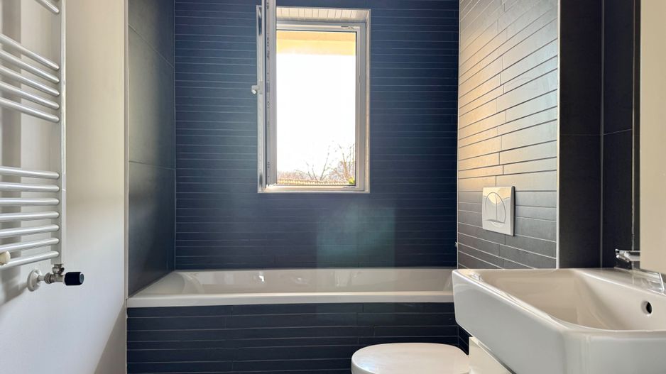 Apartament modern, lift și parcare – zona Calea Lipovei - Poză 24