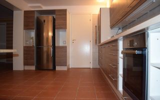 Vila spatioasa de inchiriat | gradina generoasa si piscina |Pipera - Poză 10