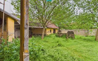 Casă de reabilitat pe teren generos- Comuna Variaș - Poză 5