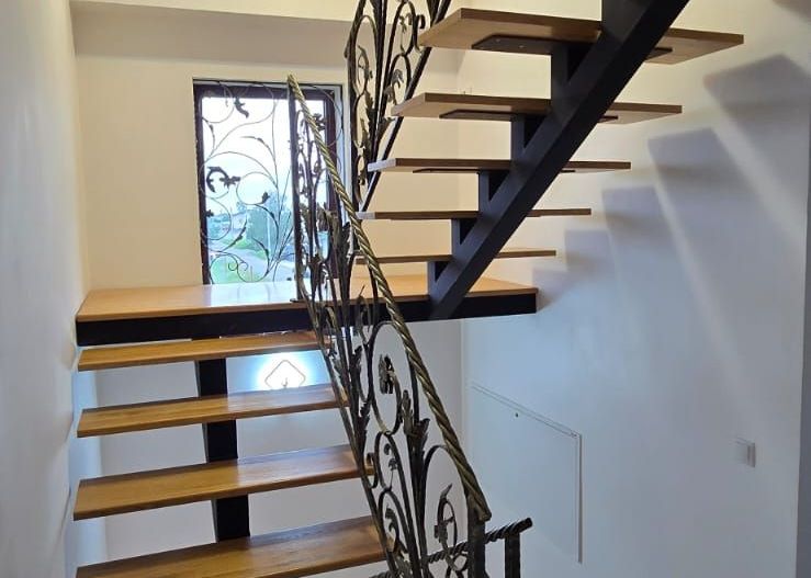 Casă De Închiriat  | Ideală Pentru Locuință Sau Afaceri - Poză 22