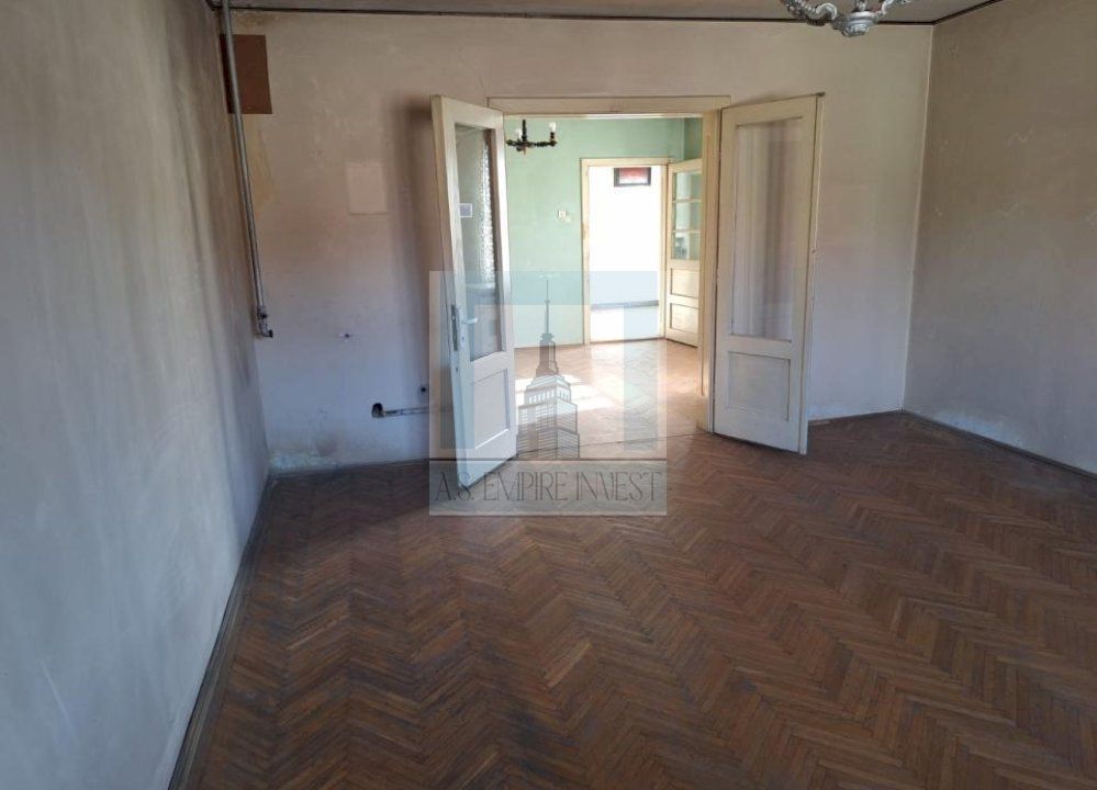 Casa singur in curte - zona Sacele - Poză 14