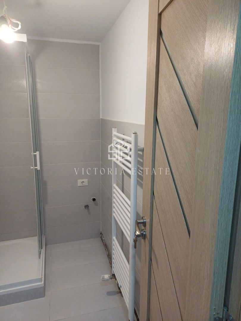 3 camere ultra central - Poză 8