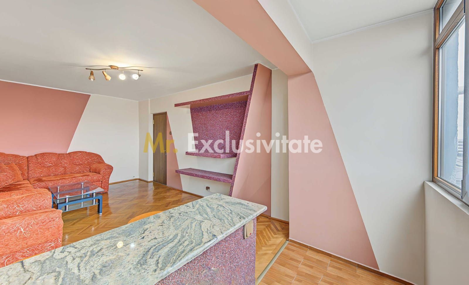 Apartament cu 3 camere decomandat etaj intermediar - Poză 2