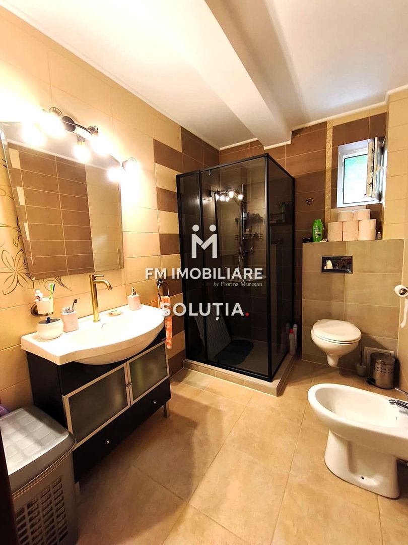 Apartament 3 camere, la curte, zona Valea Borcutului! - Poză 3