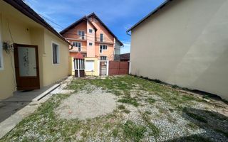 Casa Individuala I 2 Camere I Garaj I Central I Saliste - Poză 13