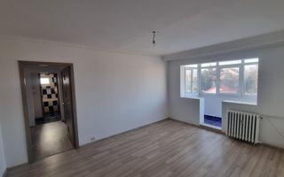 Apartament 3 camere, semidecomandat, zona Miron Costin - Poză 1