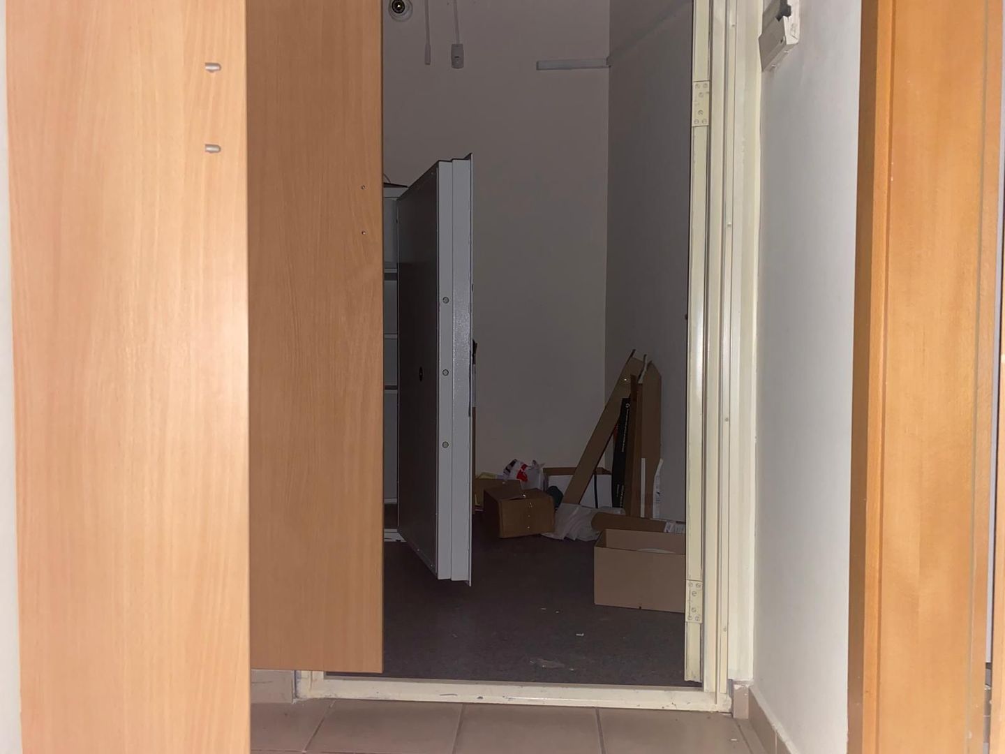 Spațiu comercial de închiriat-zonă ultracirculată, Micro 3 -Târgoviște - Poză 7