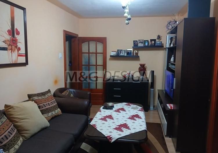 Apartament 3 camere zona Dacia etaj 1 - Poză 1