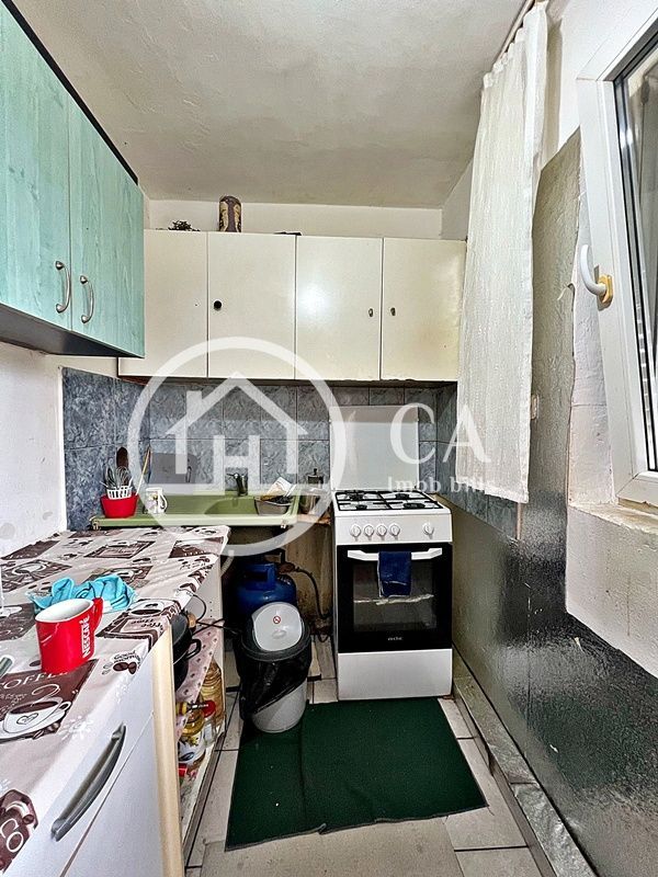 Garsonieră de vânzare în zona Velența, Oradea - Poză 4