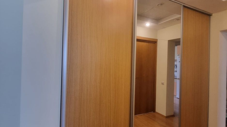 Vanzare apartament 3 camere, 2 bai, bloc 1985, langa metrou Titan, IOR - Poză 3