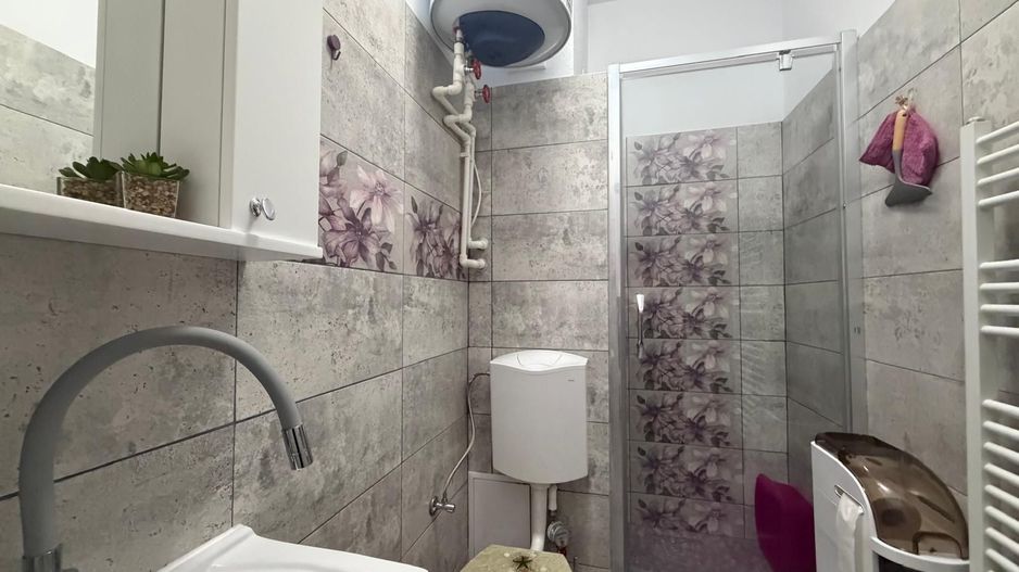 Apartament tip studio, cochet si luminos, bloc nou, loc de parcare- Gai - Poză 6