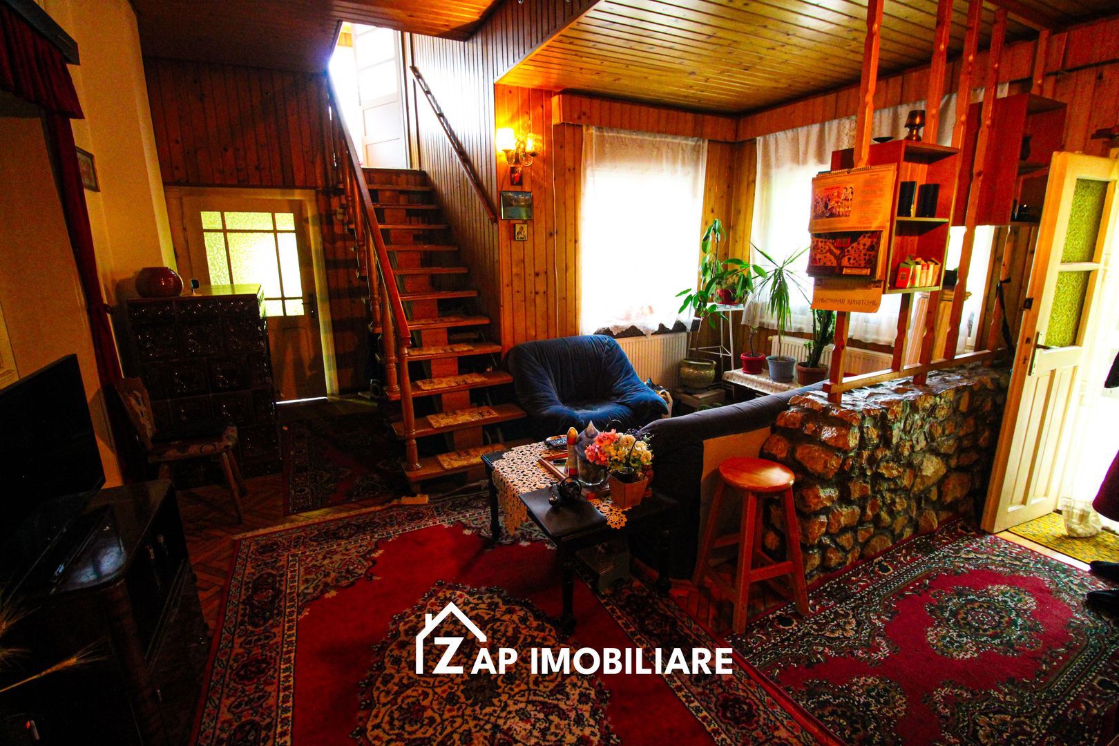 Casă Singur în Curte - 118 mp Utili - Teren 355 mp - Poză 3